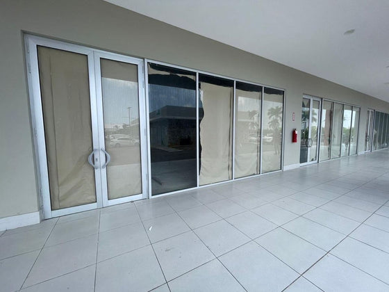 Locales comerciales oficina alquiler Pueblo Bavaro, Bavaro City Center