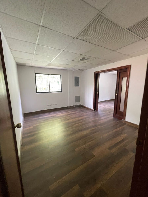 Oficina alquiler Reyna 1 La Esperilla, Santo Domingo