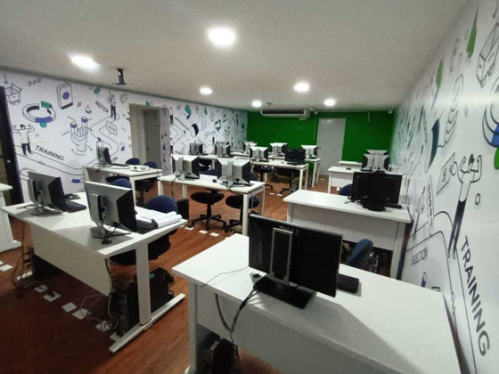 Oficina call center alquiler, Plug and Play La Esperilla, Santo Domingo