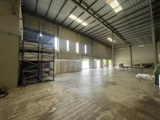 Nave industrial alquiler venta Monumental Duarte, Santo Domingo Oeste