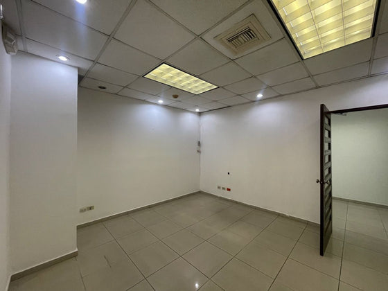 Oficinas alquiler JFK Miraflores Santo Domingo