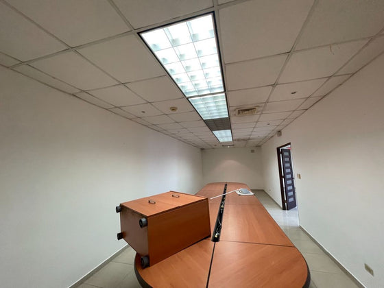 Oficinas alquiler JFK Miraflores Santo Domingo