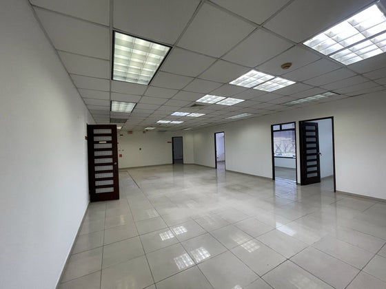 Oficinas alquiler JFK Miraflores Santo Domingo