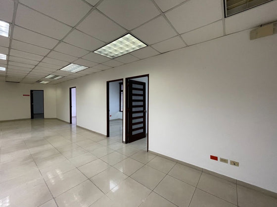 Oficinas alquiler JFK Miraflores Santo Domingo