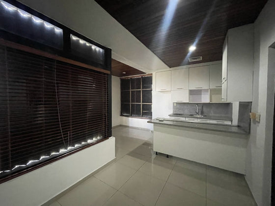 Oficinas alquiler JFK Miraflores Santo Domingo