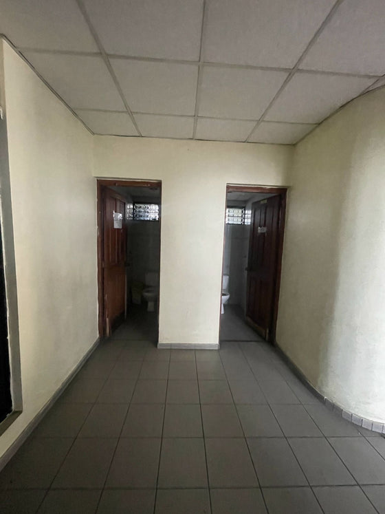 Locales comerciales alquiler  Alma Mater, Santo Domingo