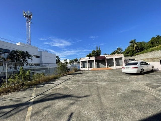 Locales comerciales alquiler  Alma Mater, Santo Domingo