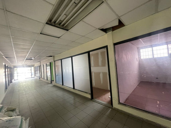 Locales comerciales alquiler  Alma Mater, Santo Domingo