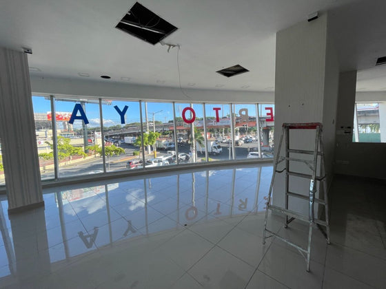 Local Comercial u Oficinas de 697 m² en Venta como Inversión | Plaza Metropolitana – Av. John F. Kennedy, Santo Domingo