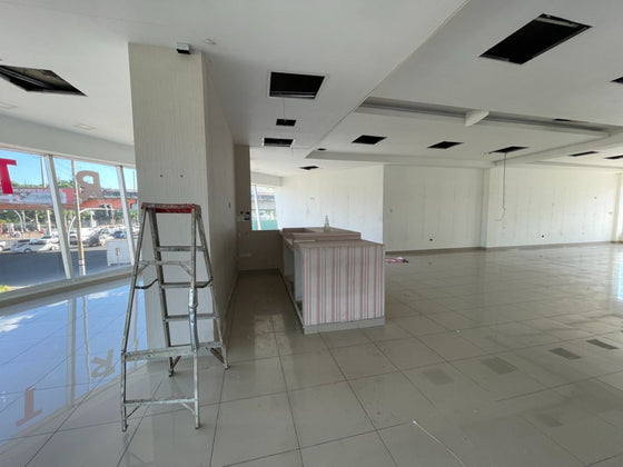 Local Comercial u Oficinas de 697 m² en Venta como Inversión | Plaza Metropolitana – Av. John F. Kennedy, Santo Domingo