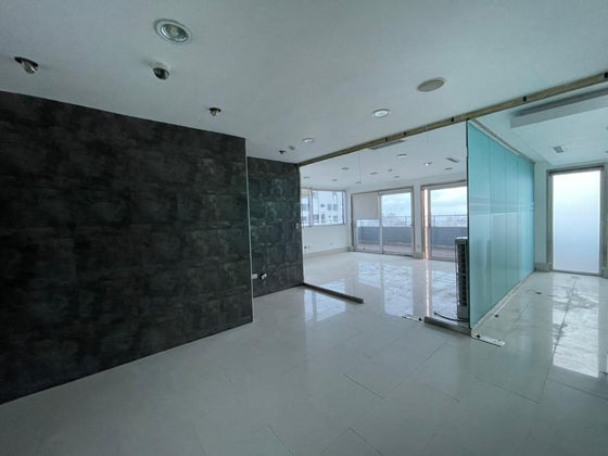 Oficina alquiler Naco, Santo Domingo