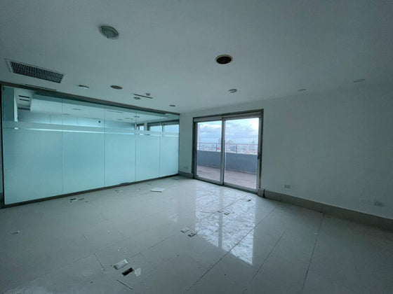 Oficina alquiler Naco, Santo Domingo