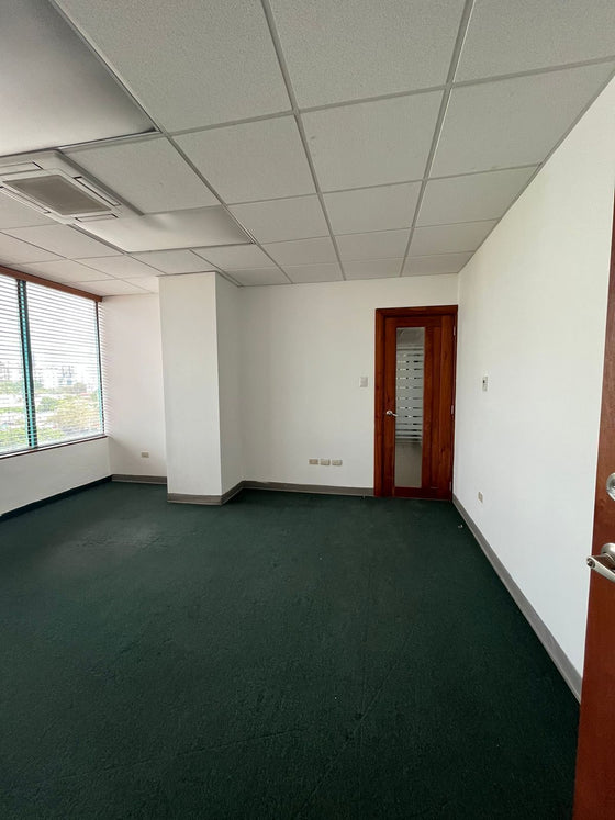 Oficinas alquiler La Julia, Santo Domingo