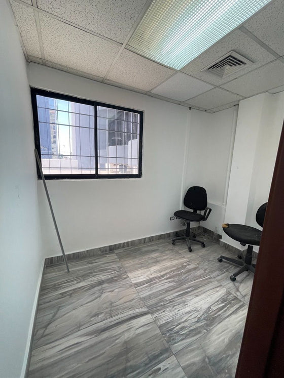 Oficina alquiler Reyna 1 La  Esperilla Santo Domingo