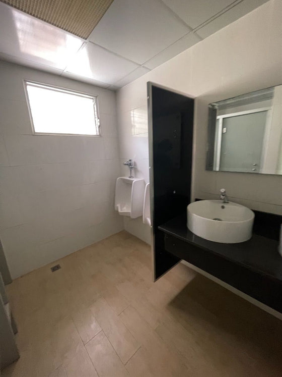 Oficina alquiler Reyna 1 La  Esperilla Santo Domingo