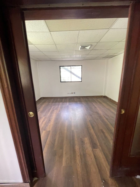 Oficina alquiler Reyna 1 La  Esperilla Santo Domingo