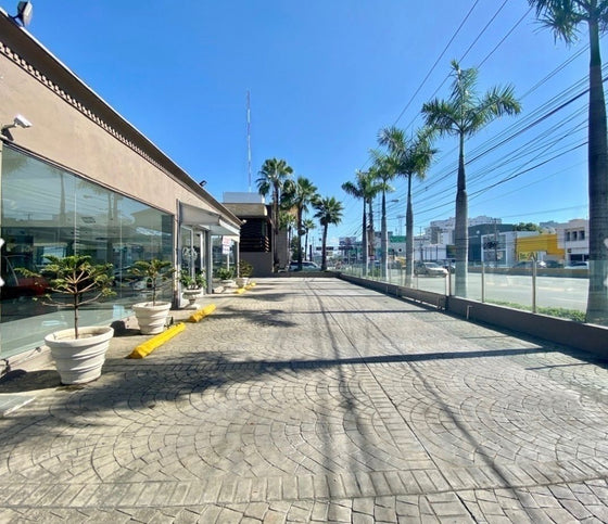 Alquiler local comercial 27 de Febrero, Naco, Santo Domingo