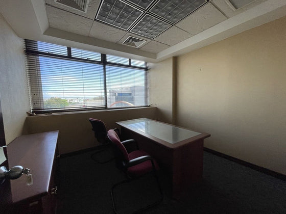 Oficinas desde 244 hasta 2,762 m² en Alquiler | Av. John F. Kennedy, Miraflores, Santo Domingo (A Remodelar)