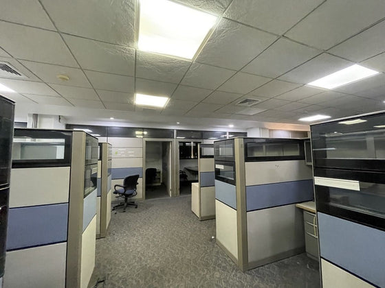 Oficinas desde 244 hasta 2,762 m² en Alquiler | Av. John F. Kennedy, Miraflores, Santo Domingo (A Remodelar)