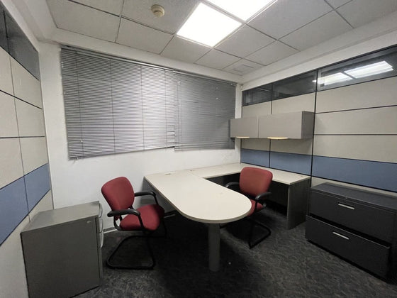 Oficinas desde 244 hasta 2,762 m² en Alquiler | Av. John F. Kennedy, Miraflores, Santo Domingo (A Remodelar)