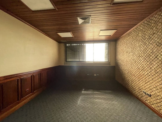 Oficinas desde 244 hasta 2,762 m² en Alquiler | Av. John F. Kennedy, Miraflores, Santo Domingo (A Remodelar)