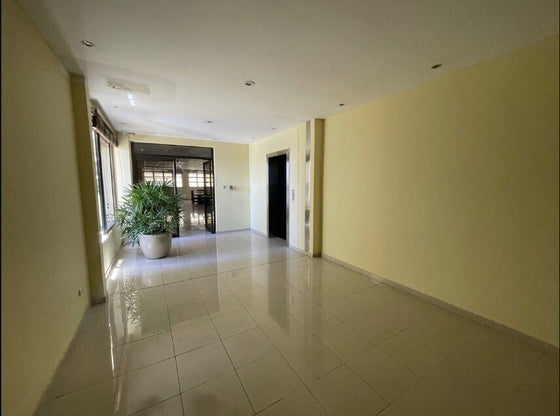 Oficinas alquiler JFK Miraflores Santo Domingo