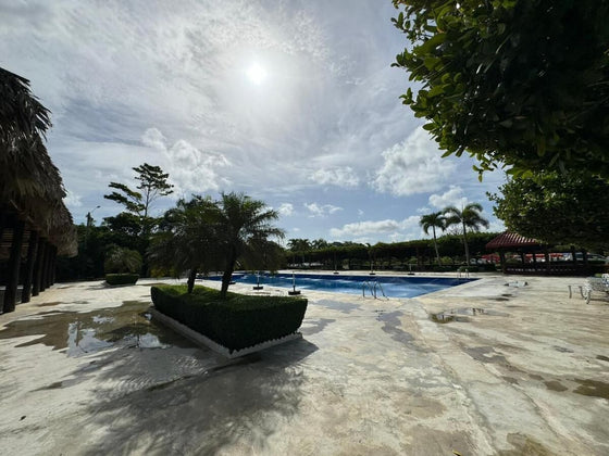 Casa Club sobre 37,142 m² de Terreno en Venta | La Cuaba, Santo Domingo Oeste