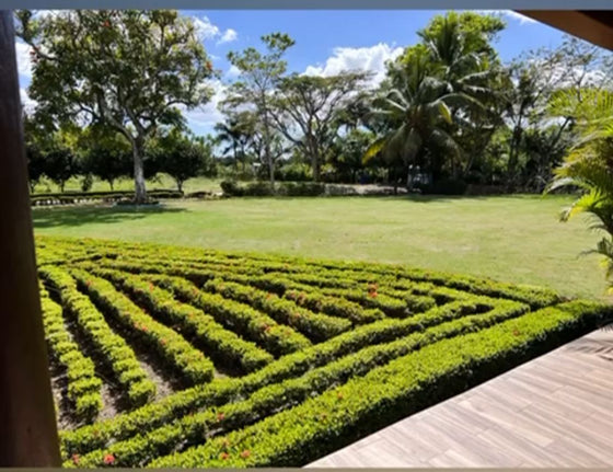 Casa Club sobre 37,142 m² de Terreno en Venta | La Cuaba, Santo Domingo Oeste