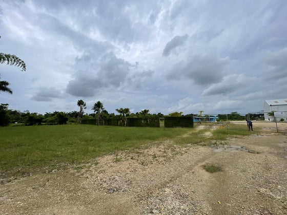 Nave Industrial sobre 68,000 m² de Terreno en Venta | El Higüero, Santo Domingo Norte
