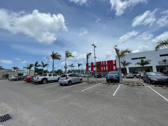 Locales comerciales oficina alquiler Pueblo Bavaro, Bavaro City Center