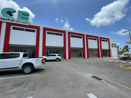 Locales comerciales oficina alquiler Pueblo Bavaro, Bavaro City Center