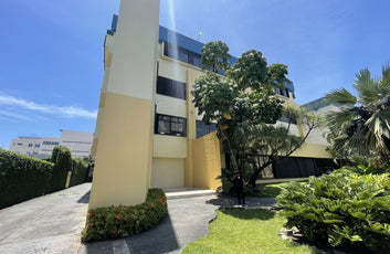 Oficinas desde 244 hasta 2,762 m² en Alquiler | Av. John F. Kennedy, Miraflores, Santo Domingo (A Remodelar) oficinas JFK Miraflores Santo Domingo-1