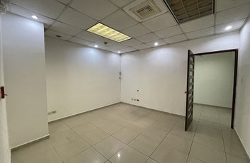 Oficinas desde 244 hasta 2,762 m² en Alquiler | Av. John F. Kennedy, Miraflores, Santo Domingo (A Remodelar) oficinas JFK Miraflores Santo Domingo-9