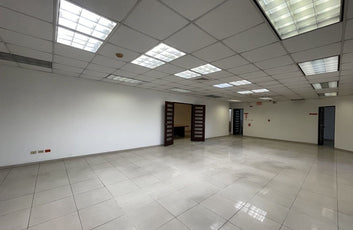 Oficinas desde 244 hasta 2,762 m² en Alquiler | Av. John F. Kennedy, Miraflores, Santo Domingo (A Remodelar) oficinas JFK Miraflores Santo Domingo-12
