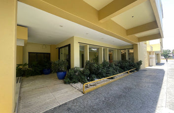 Oficinas desde 244 hasta 2,762 m² en Alquiler | Av. John F. Kennedy, Miraflores, Santo Domingo (A Remodelar) oficinas JFK Miraflores Santo Domingo-3