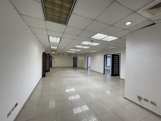 Alquiler oficinas JFK Miraflores Santo Domingo