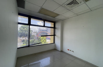 Oficinas desde 244 hasta 2,762 m² en Alquiler | Av. John F. Kennedy, Miraflores, Santo Domingo (A Remodelar) oficinas JFK Miraflores Santo Domingo-35