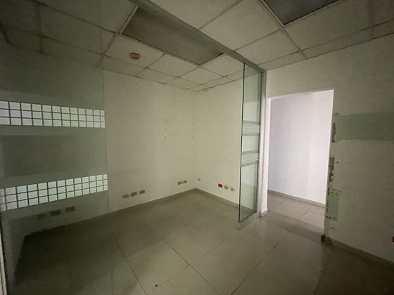 Alquiler oficinas JFK Miraflores Santo Domingo