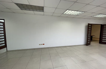 Oficinas desde 244 hasta 2,762 m² en Alquiler | Av. John F. Kennedy, Miraflores, Santo Domingo (A Remodelar) oficinas JFK Miraflores Santo Domingo-16