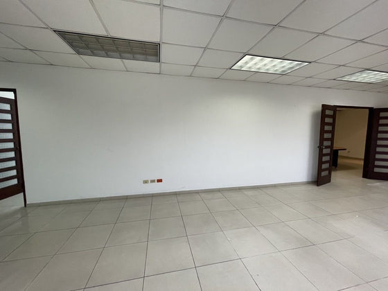 Alquiler oficinas JFK Miraflores Santo Domingo