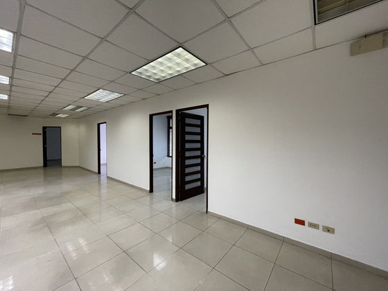 Alquiler oficinas JFK Miraflores Santo Domingo