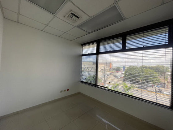 Alquiler oficinas JFK Miraflores Santo Domingo
