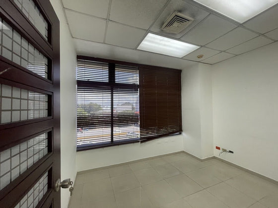 Alquiler oficinas JFK Miraflores Santo Domingo