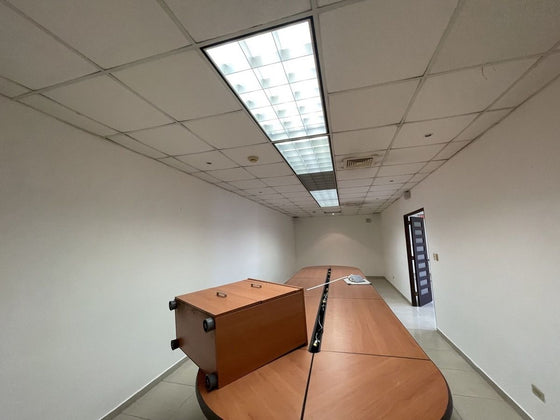 Alquiler oficinas JFK Miraflores Santo Domingo