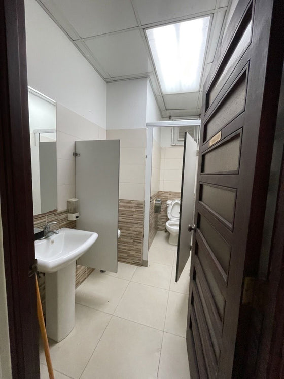 Alquiler oficinas JFK Miraflores Santo Domingo