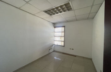 Oficinas desde 244 hasta 2,762 m² en Alquiler | Av. John F. Kennedy, Miraflores, Santo Domingo (A Remodelar) oficinas JFK Miraflores Santo Domingo-24