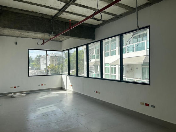 Oficinas alquiler Corporativo 2020 Arroyo Hondo, Santo Domingo 305 306