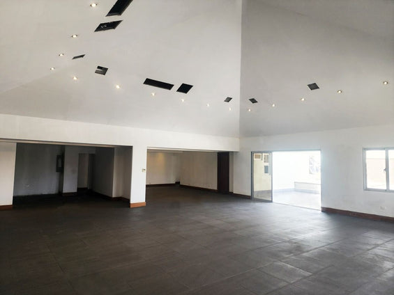 Locales comerciales alquiler El Millon 27 de Febrero Santo Domingo