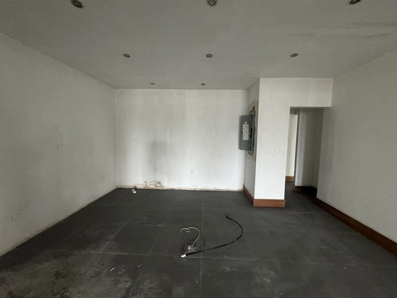 Locales comerciales alquiler El Millon 27 de Febrero Santo Domingo