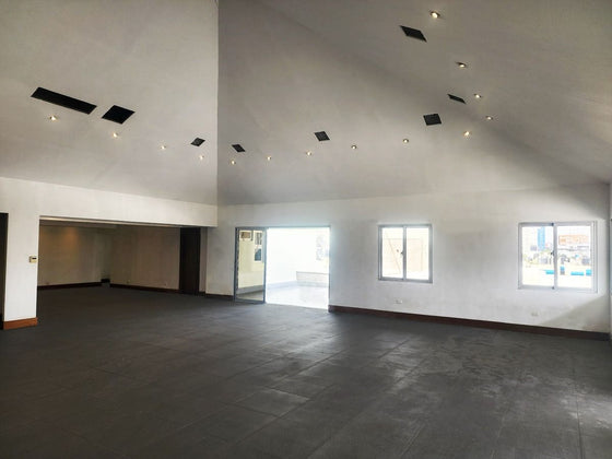 Locales comerciales alquiler El Millon 27 de Febrero Santo Domingo